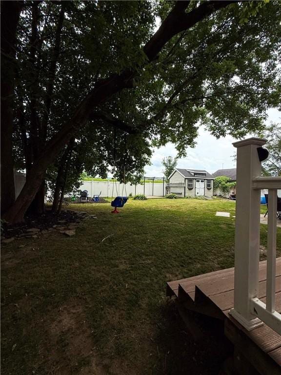 459 W Water St, Elmira City, NY 14905 - view of yard