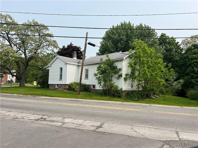 4535 Holley Byron Rd, Clarendon, NY 14470 - view of front of home with a chimney