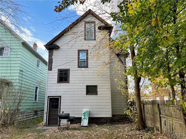 288 Abbott Rd, Buffalo, NY 14220 - back of property
