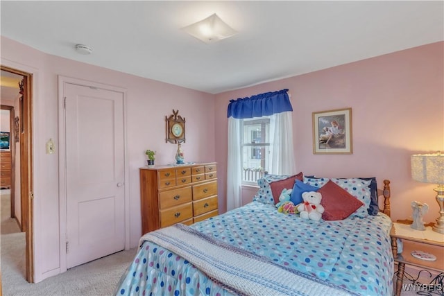 2482 Grand Ave, Niagara Falls, NY 14301 - bedroom with light carpet