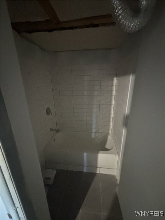 545 Tronolone Pl, Niagara Falls, NY 14301 - view of bathroom