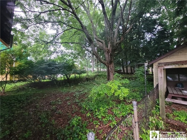 421 Falconer St, Jamestown, NY 14701 - view of yard