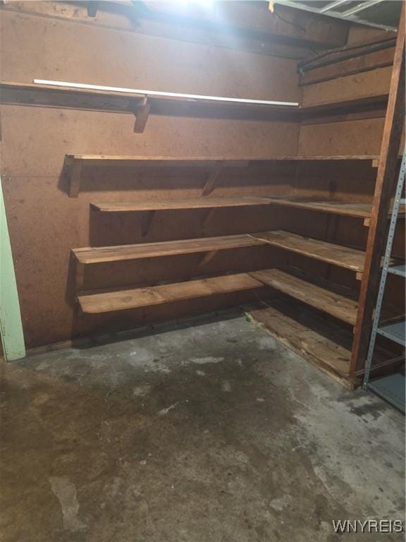 465 18th St, Niagara Falls, NY 14303 - view of unfinished below grade area