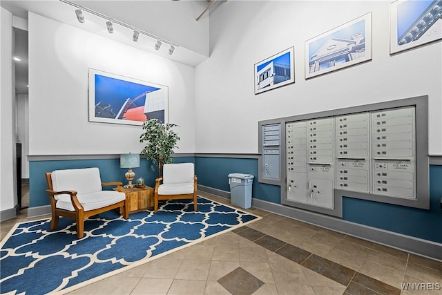 210 Ellicott St Unit 501, Buffalo, NY 14203 - lobby featuring a towering ceiling