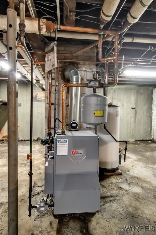 53 Pine Rdg, Cheektowaga, NY 14225 - utility room featuring gas water heater and a heating unit