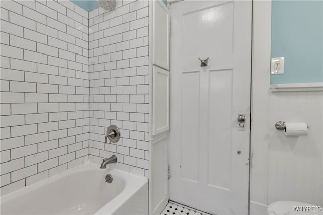 1 Norwalk Ave, Buffalo, NY 14216 - bathroom with shower / bathtub combination and toilet