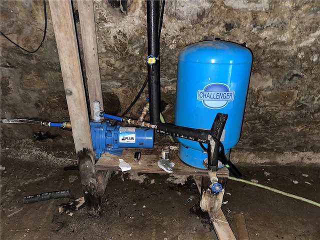 8557 Reeds Corners Rd, Sparta, NY 14437 - basement view of a water pressure tank
