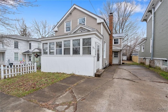 35 SW 9th St, Oswego, NY 13126 - photo 2