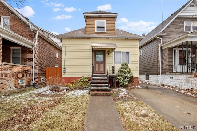 35 Reo Ave, Cheektowaga, NY 14211 - photo 2