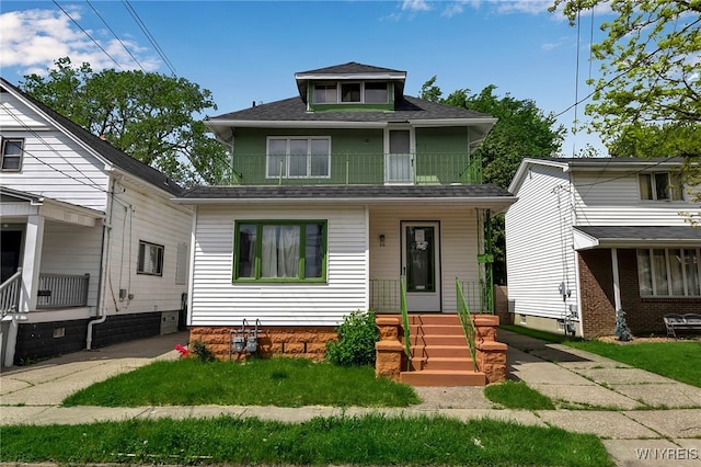 20 Rejtan St, Buffalo, NY 14206 - traditional style home featuring roof with shingles