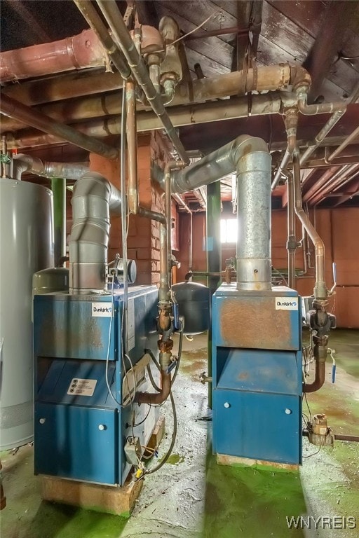 20 Rejtan St, Buffalo, NY 14206 - utility room featuring water heater