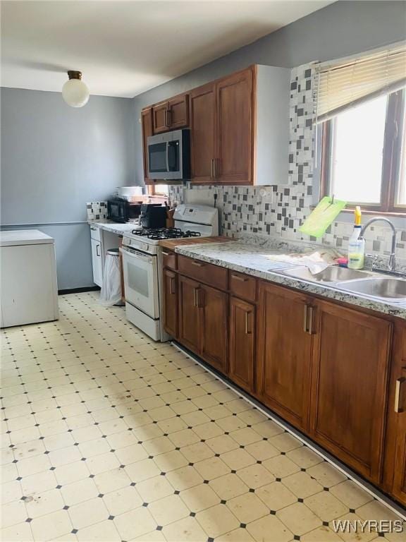 43 Whitehall Ave, Buffalo, NY 14220 - photo 3