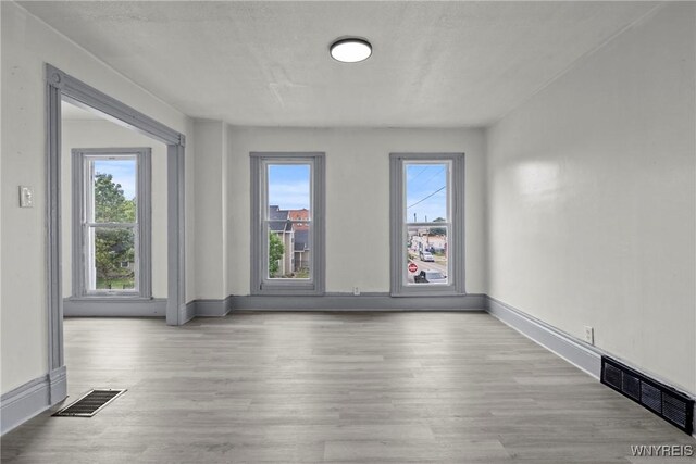 385 7th St, Buffalo, NY 14201 - photo 27