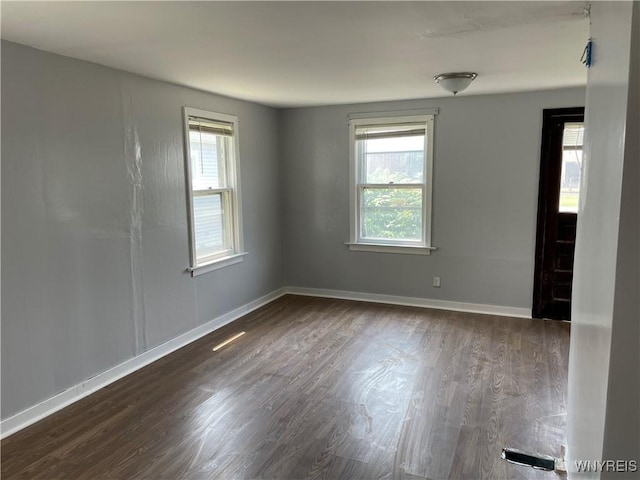 959 Erie Ave, North Tonawanda, NY 14120 - photo 8