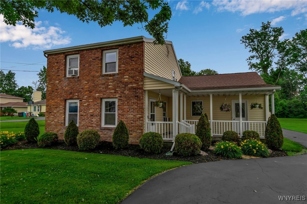 7217 Shawnee Rd, Wheatfield, NY 14120 - photo 1