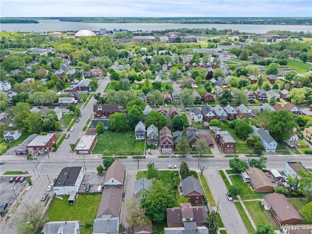 1810 Niagara St, Niagara Falls, NY 14303 - aerial view of property and surrounding area with nearby suburban area and a large body of water