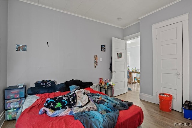 1810 Niagara St, Niagara Falls, NY 14303 - bedroom with wood finished floors and ornamental molding