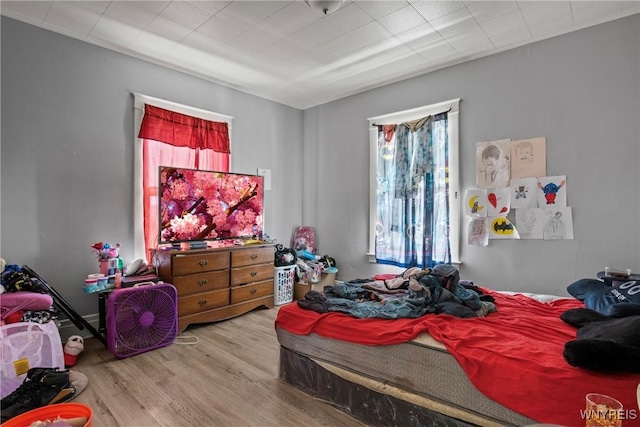 1810 Niagara St, Niagara Falls, NY 14303 - bedroom with wood finished floors