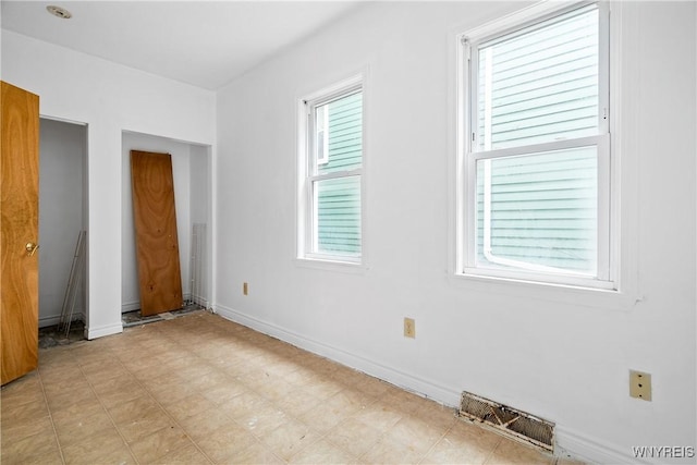 71 Hoyt St, Buffalo, NY 14213 - photo 17