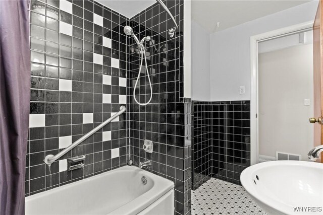 73 Willowcrest Dr, West Seneca, NY 14224 - bathroom featuring a sink and bathtub / shower combination