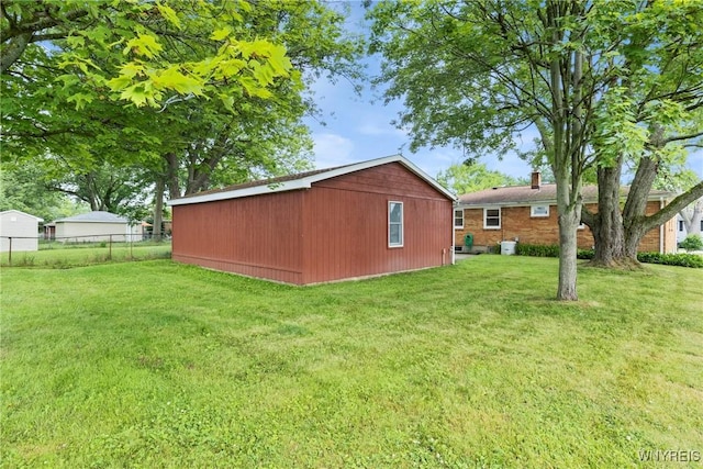 73 Willowcrest Dr, West Seneca, NY 14224 - view of yard featuring an outbuilding