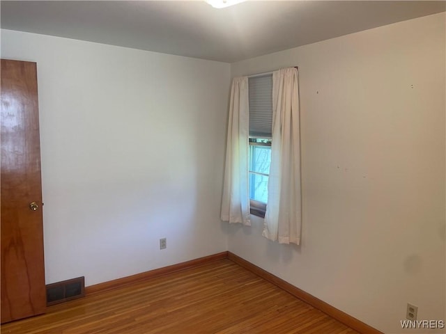 275 Nagel Dr, Cheektowaga, NY 14225 - unfurnished room with baseboards and light wood-type flooring