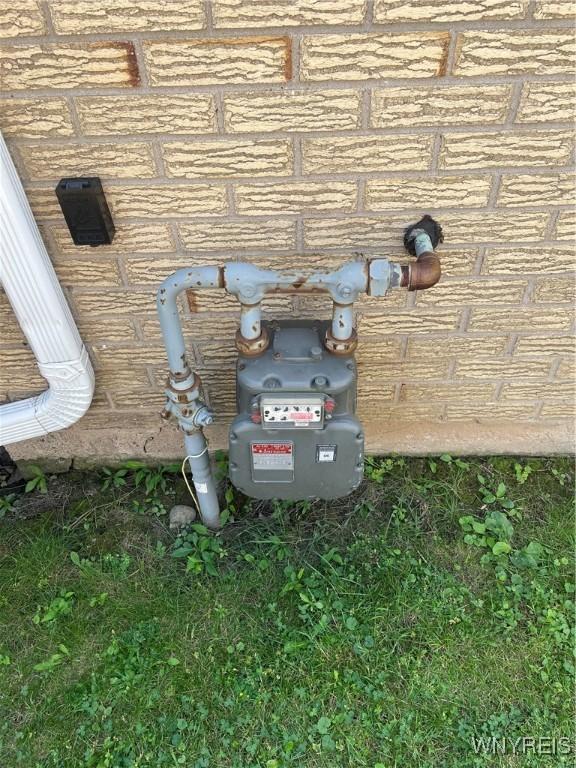 275 Nagel Dr, Cheektowaga, NY 14225 - exterior view of gas meter