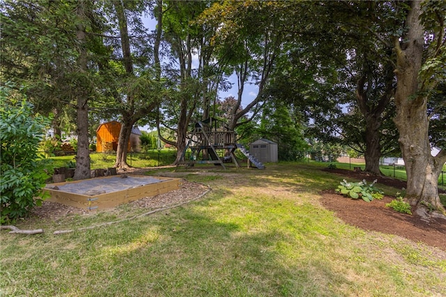 7 Chipping Rdg, Perinton, NY 14450 - view of yard with a shed