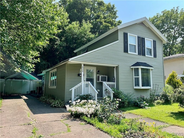 520 Seneca St, Fulton, NY 13069 - view of front of property featuring driveway