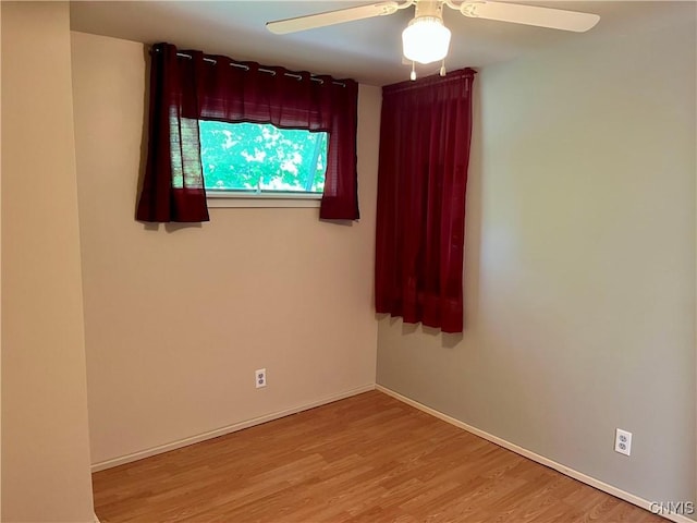 520 Seneca St, Fulton, NY 13069 - unfurnished room with light wood-style flooring and a ceiling fan
