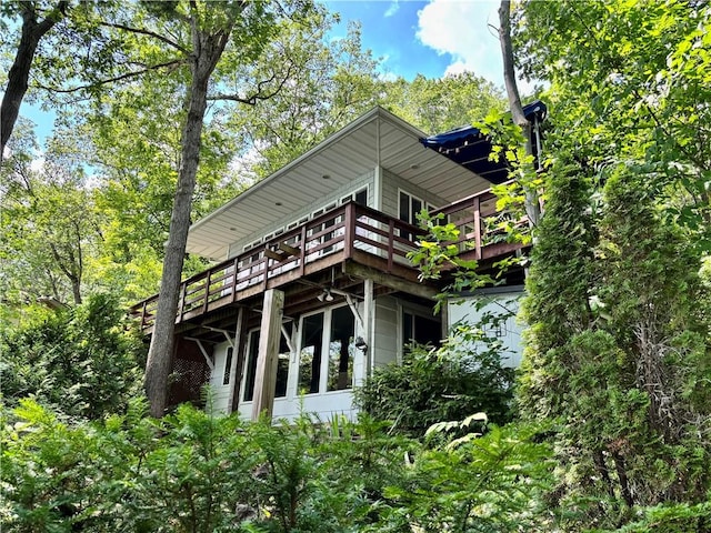 8111 E Bluff Dr, Jerusalem, NY 14527 - photo 1