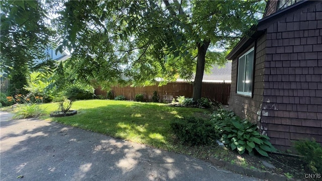 11 Brookline Dr, Utica, NY 13501 - view of yard