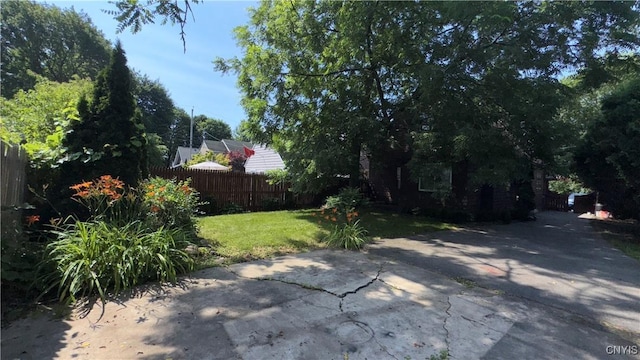 11 Brookline Dr, Utica, NY 13501 - view of yard featuring a patio