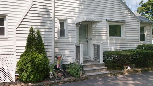 746 Dewitt Rd, Webster, NY 14580 - property entrance