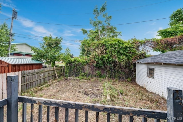 76 Chester St, Buffalo, NY 14208 - view of fenced backyard