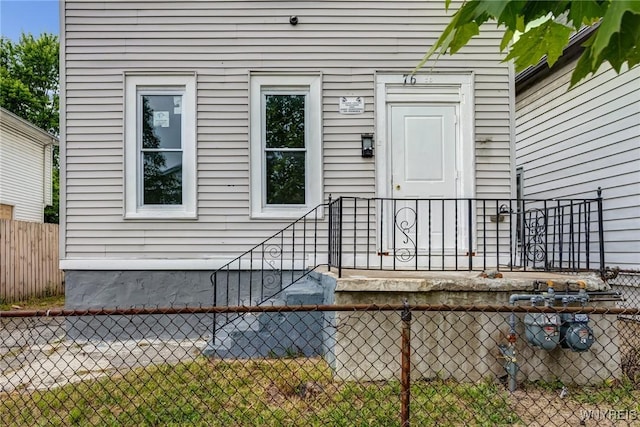76 Chester St, Buffalo, NY 14208 - view of exterior entry