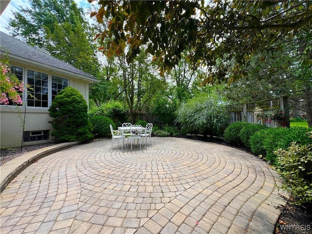 39 Wickendon Ct, Amherst, NY 14221 - view of patio with outdoor dining area