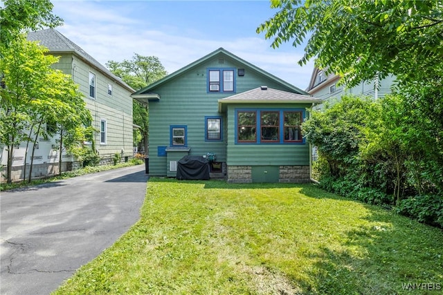 49 Mang Ave, Tonawanda, NY 14217 - view of front of house with a front yard