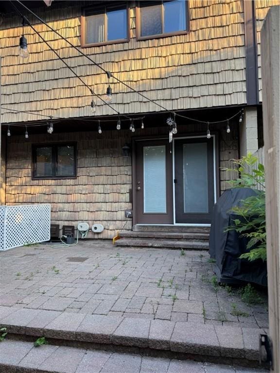 157 New Wickham Dr, Penfield, NY 14526 - doorway to property
