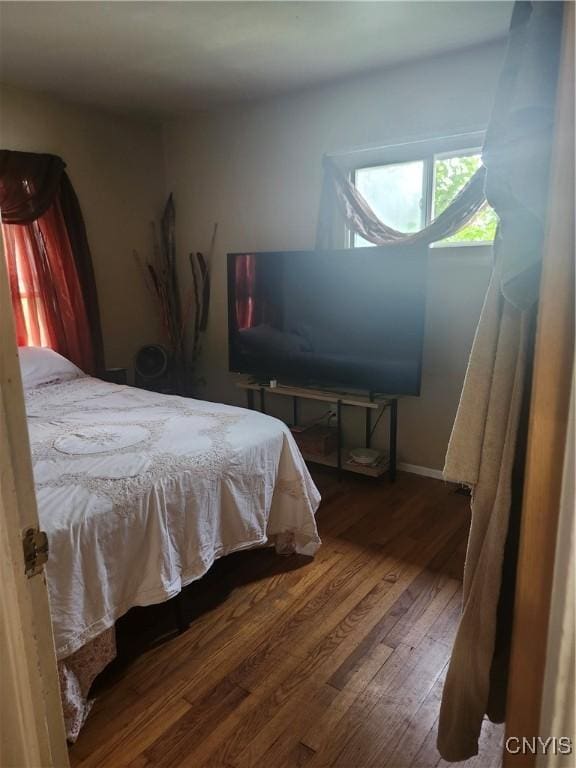 219 Camillus Dr, Camillus, NY 13031 - bedroom featuring wood finished floors