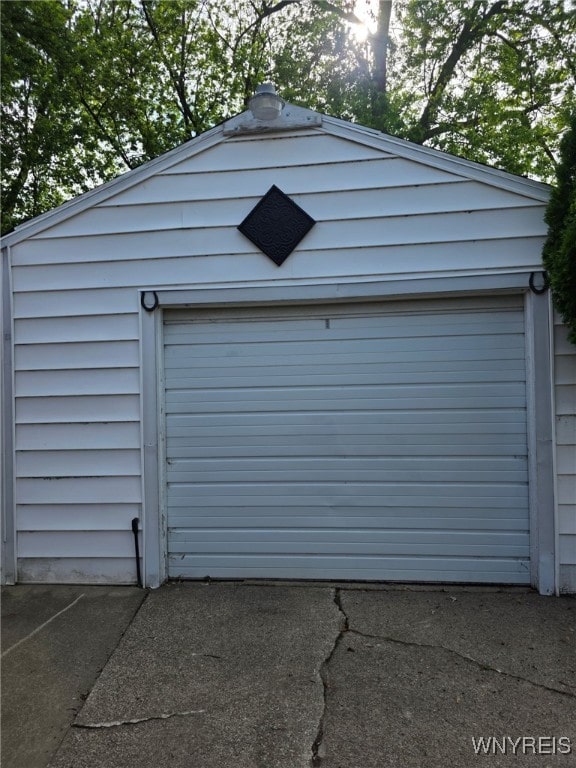 24 Wenonah, Tonawanda, NY 14150 - view of garage
