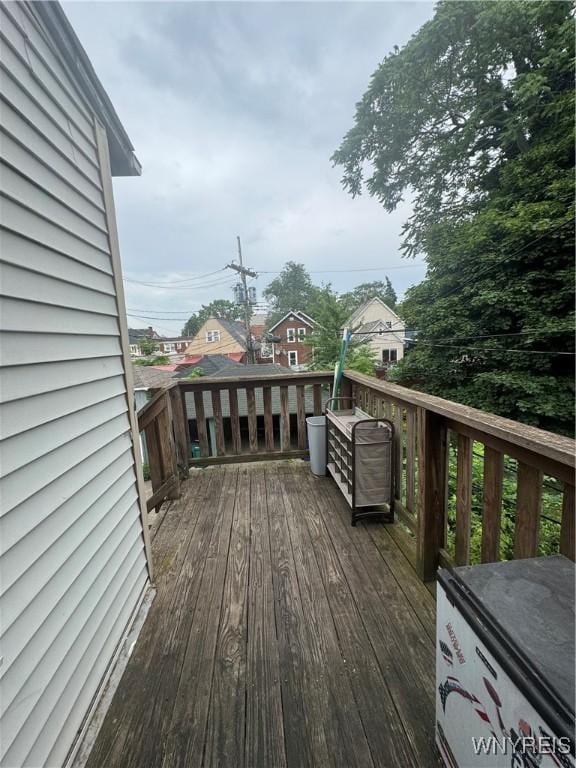 24 Northrup Pl, Buffalo, NY 14214 - view of deck