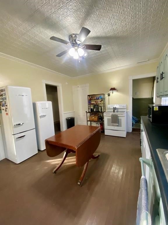 8 Ithaca St, Barton, NY 14892 - playroom with an ornate ceiling, ceiling fan, crown molding, and dark wood finished floors