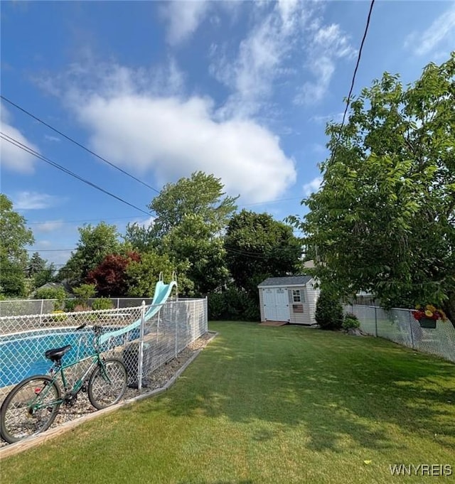 80 Jeffrey Dr, Amherst, NY 14228 - fenced backyard featuring a storage shed