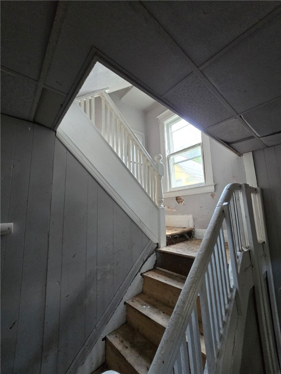 1 W Kenmore St W, Rochester, NY 14611 - view of stairway
