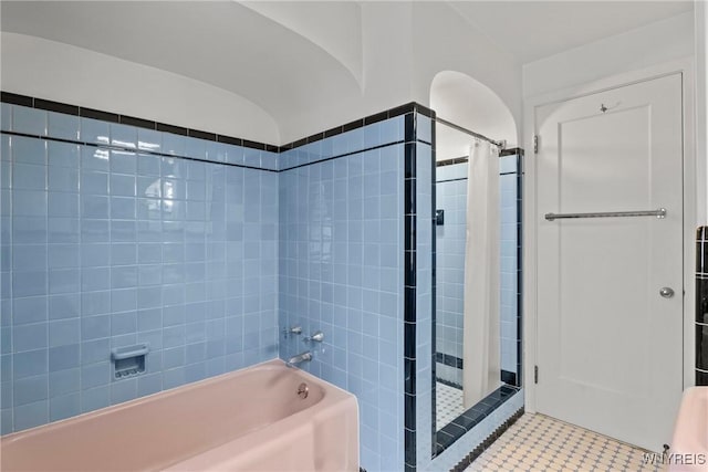 194 Woodridge Ave, Cheektowaga, NY 14225 - view of full bath