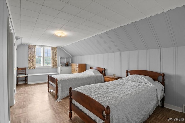 194 Woodridge Ave, Cheektowaga, NY 14225 - bedroom featuring baseboards and lofted ceiling