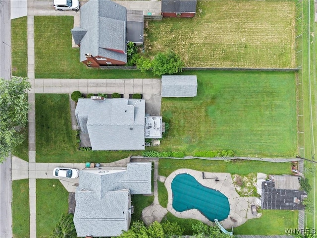 194 Woodridge Ave, Cheektowaga, NY 14225 - bird's eye view of a pool