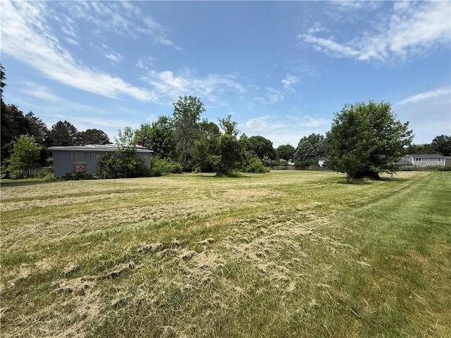 1270 English Rd, Greece, NY 14616 - view of grassy yard