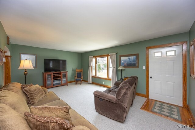 368 Cayuga Creek Rd, Cheektowaga, NY 14227 - carpeted living room with baseboards
